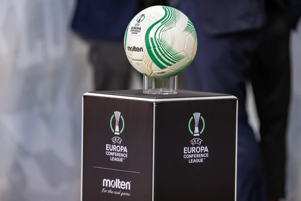 terminarz-meczow-ostatniej-kolejki-fazy-ligowej-ligi-konferencji-2025-26