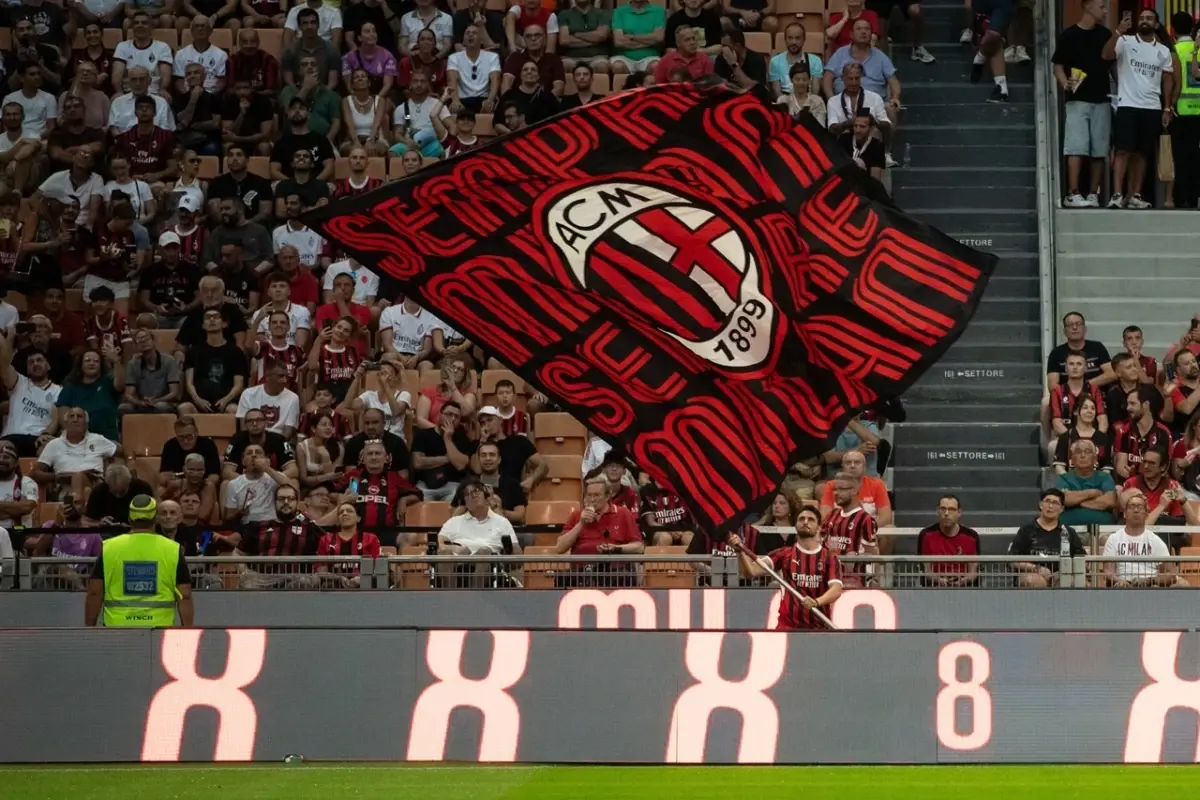 matteo-gabbia-z-milanu-doznal-nadmiernego-wyprostowania-lewego-kolana-opusci-polfinal-superpucharu-z-napoli