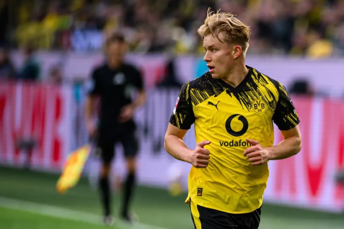 borussia-dortmund-pokonala-eintracht-frankfurt-maximilian-beier-rozstrzygnal-mecz