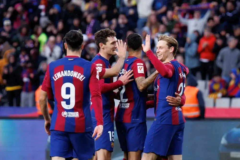 barcelona-wraca-do-zainteresowania-eli-kroupim-mozliwe-rozmowy-latem-2027-roku