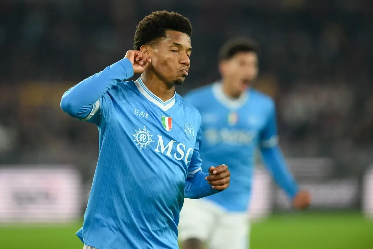 david-neres-kontuzjowany-napoli-moze-stracic-skrzydlowego-na-kilka-tygodni
