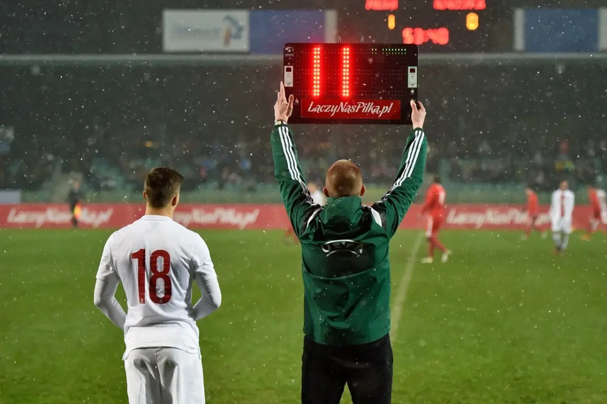 chivu-o-pracy-w-interze-nie-chce-zakladac-maski-i-ukrywac-prawdziwego-siebie