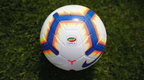 Gdzie w internecie obejrzeć mecz Chievo Verona - AC Milan?